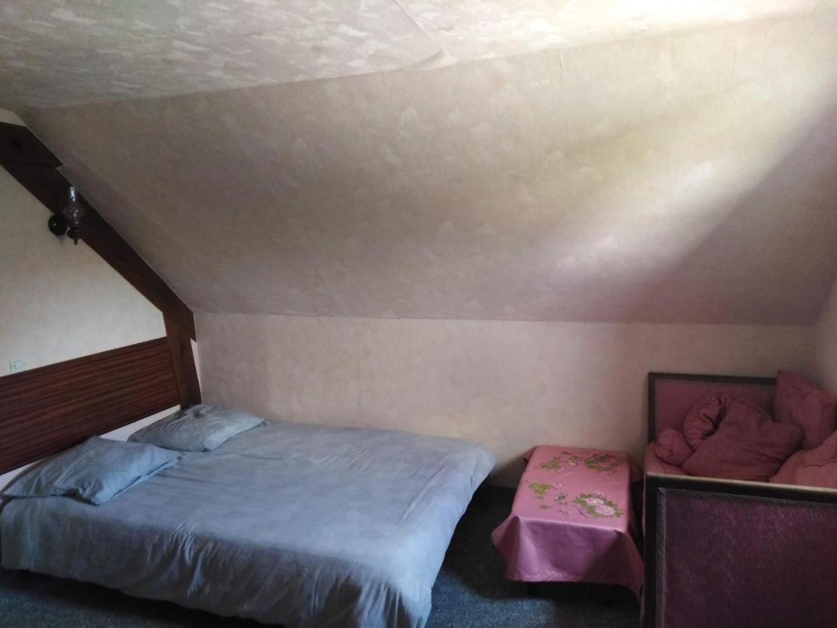 Etoile Hotel Questembert Bagian luar foto